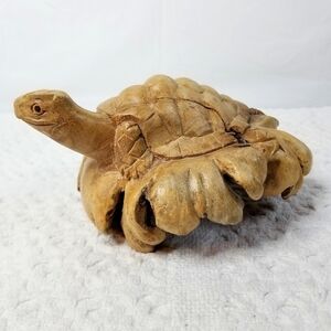 Vintage Hand Carved Parasite Wood Art Turtle  Sculpture Figurine , Reptile Decor